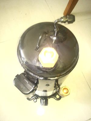 Kompresor pendingin horizontal asli Hitachi FL500DH-90C1