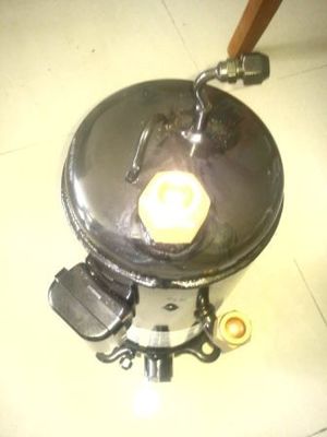 Kompresor pendingin horizontal asli Hitachi FL500DH-90C1